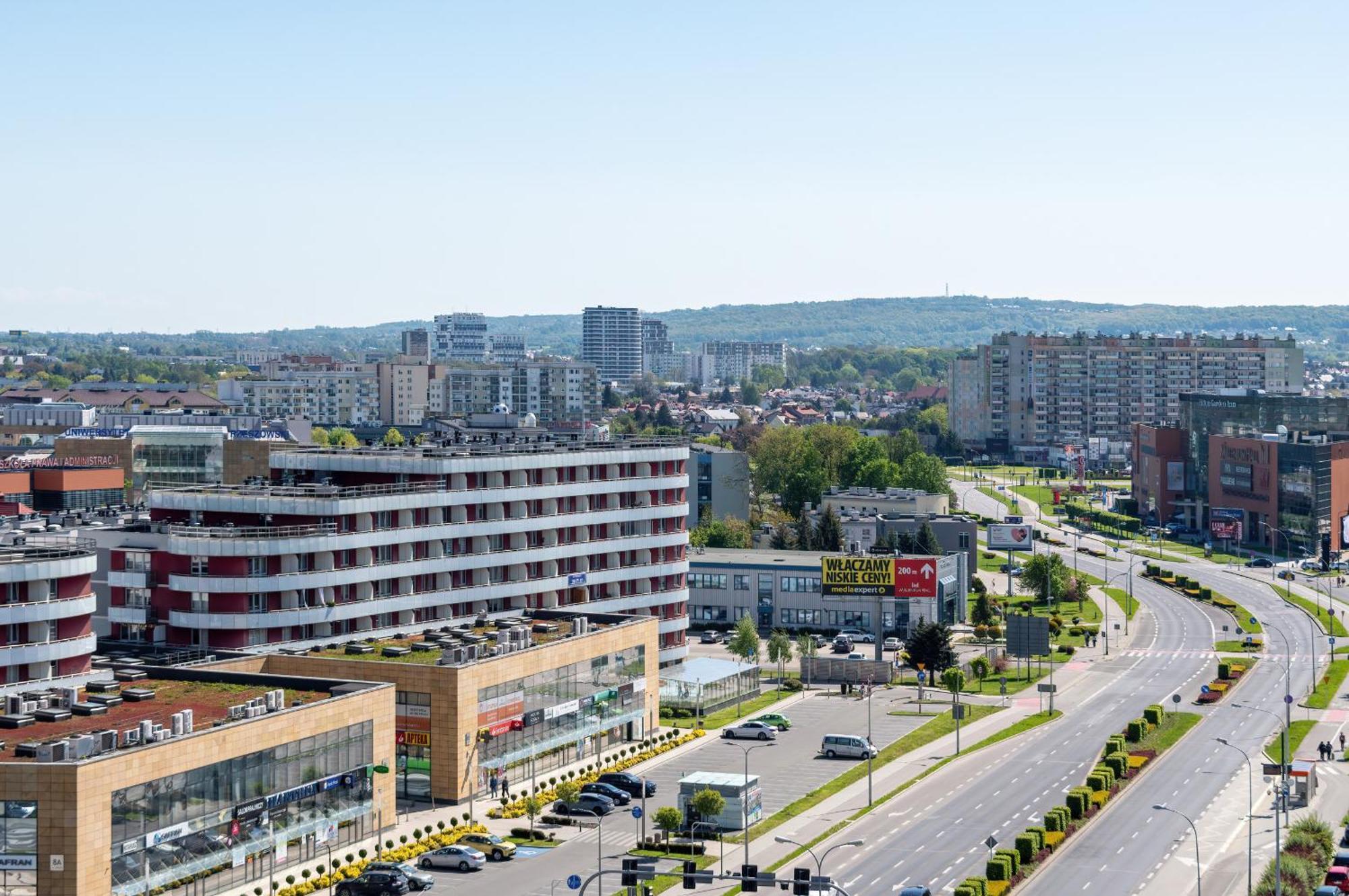 Z Jedna Sypialnia Aleja Kopisto W Rzeszowie By Renters Apartment